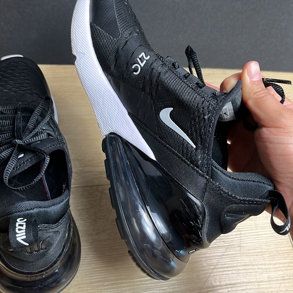 NIKE Air Max 270 Sneaker (Women) WHITE / BLACK SIZE 7 US - Picture 9 of 11